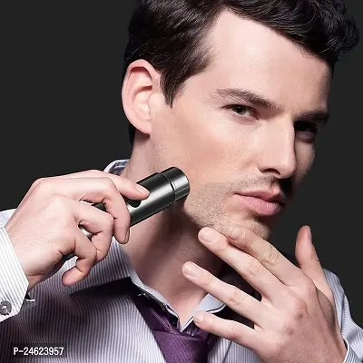 D4STARS Mini Portable Electric Shaver,Travel Portable Razor Electric Shavers for Men,USB Fast Charging,Waterproof and Silent,Small Form Factor and Clean Shave,Present for Men.