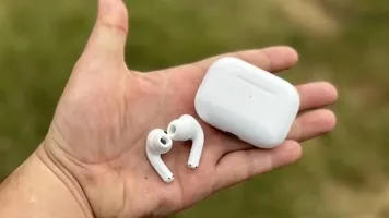 Classy Bluetooth Truly Wireless Earbuds-thumb3