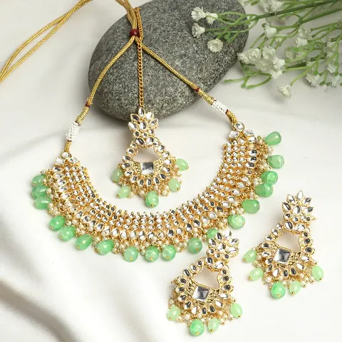 Must Have Jewellery Set 