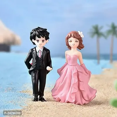 Romantic Couple Pink And Black Miniature Mini Collectibles Small Figures Miniature Dollhouse