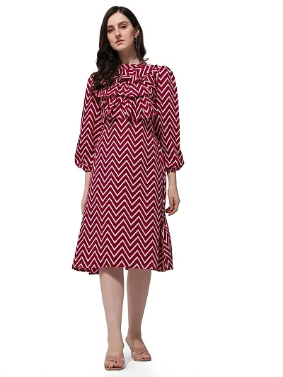 OOMPH! Women's Crepe Pleated Knee Length Dress - md460m -