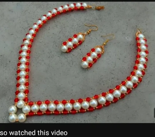 Beautiful Pearl Necklace Set For Women