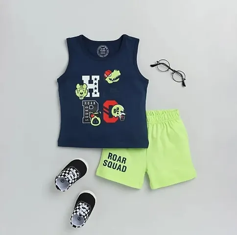 Trending Printed Clothing Set for boys