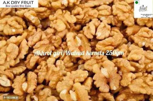 Akhrot giri/Walnut kernels 250gm-thumb0