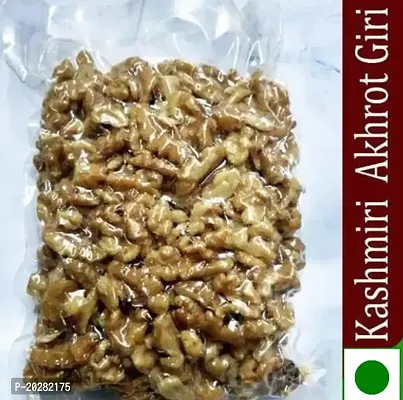 Kashmiri Akhrot giri/Walnut kernels 500gm(Taste the difference)