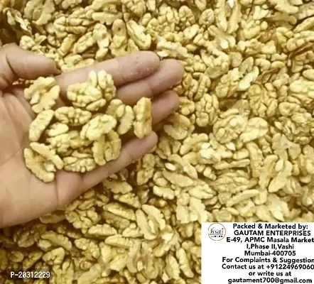 Milky white walnuts kernels(Akhrot giri)500gm(250g each)