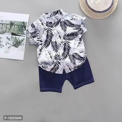 Half Sleeves Leaves Print Shirt  Shorts Set - White  Navy