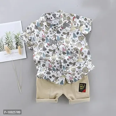 Half Sleeves Tree Print Shirt  Shorts Set - White  Chiku