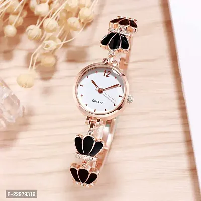 Stylish Women Metal Analog Watch Pack of 1-thumb0