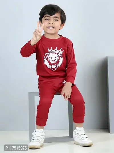 Lion print pullover set