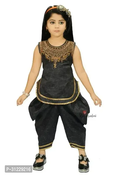 Stylish Black Cotton Blend Dresses For Girls-thumb0