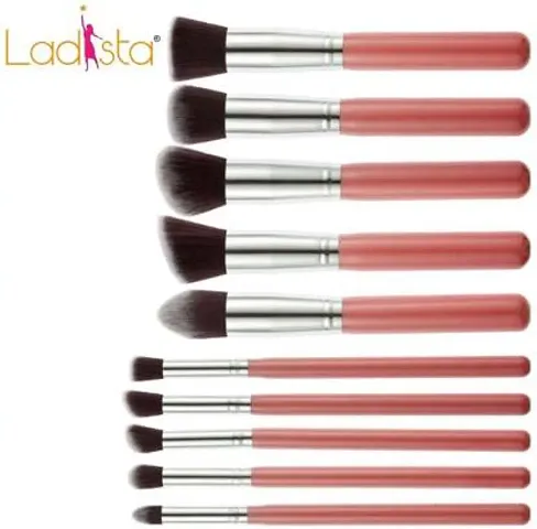 Professional Makeup Brush At Best Price