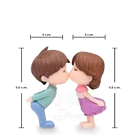 iDream Adorable Couple Resin Showpiece Miniatures Romantic Gifts for Boyfriend Girlfriend (Blue & Violet)-thumb1