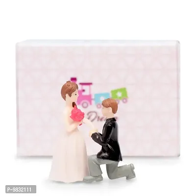 iDream Proposing Guy Resin Showpiece Couple Miniatures Valentines Gifts for Girlfriend (White)-thumb3