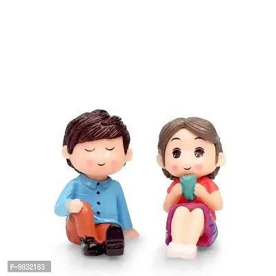 iDream Relaxing Lovely Couple Resin Showpiece Miniatures Romantic Gifts for Boyfriend Girlfriend (Blue & Red)-thumb0