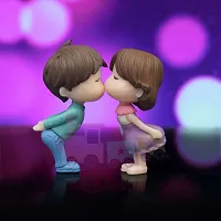 iDream Adorable Couple Resin Showpiece Miniatures Romantic Gifts for Boyfriend Girlfriend (Blue & Violet)-thumb3