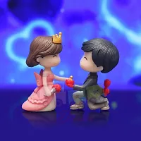 iDream Cute Couple Proposing Guy Resin Showpiece Couple Miniatures Valentines Gifts for Girlfriend (Grey & Pink)-thumb3