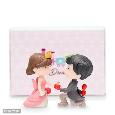 iDream Cute Couple Proposing Guy Resin Showpiece Couple Miniatures Valentines Gifts for Girlfriend (Grey & Pink)-thumb3