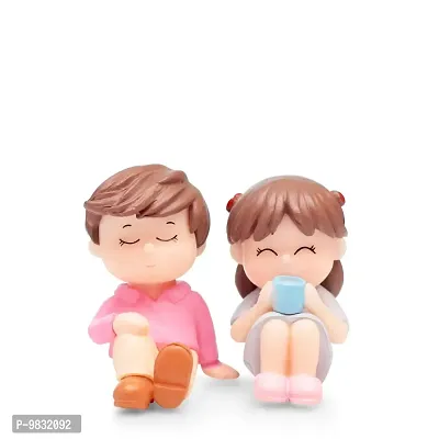 iDream Relaxing Lovely Couple Resin Showpiece Miniatures Romantic Gifts for Boyfriend Girlfriend Husband Wife (Pink & Blue)