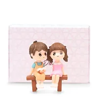 iDream Lovely Couple Resin Relaxing on Bench Showpiece Miniatures Romantic Gifts for Boyfriend Girlfriend Husband Wife (Blue & Yellow)-thumb4