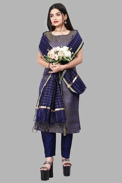 Stylish Jacquard Kurta And Pant With Dupatta Set For Women