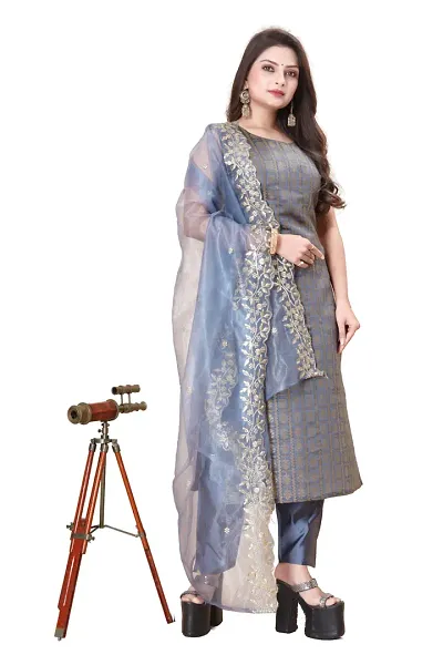 Stylish Jacquard Kurta And Pant With Dupatta Set For Women