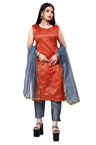 Stylish Jacquard Kurta And Pant With Dupatta Set For Women