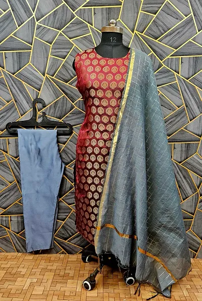 Stylish Jacquard Kurta And Pant With Dupatta Set For Women