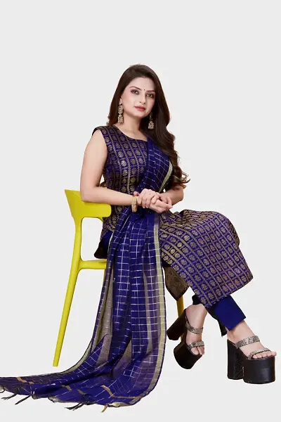 Stylish Jacquard Kurta And Pant With Dupatta Set For Women