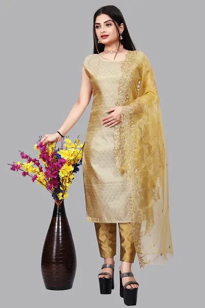 Stylish Jacquard Kurta And Pant With Dupatta Set For Women