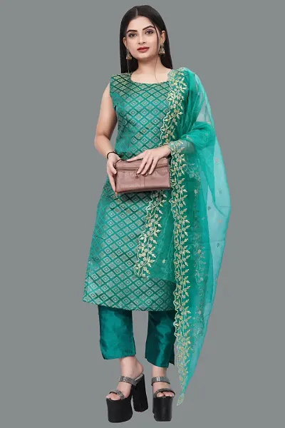 Stylish Jacquard Kurta And Pant With Dupatta Set For Women