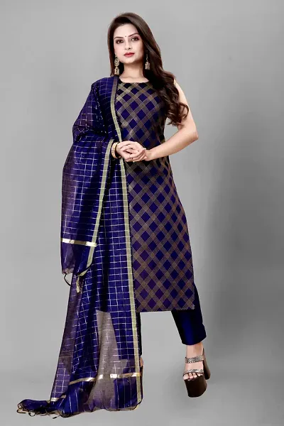 Stylish Jacquard Sleeveless Kurta Set