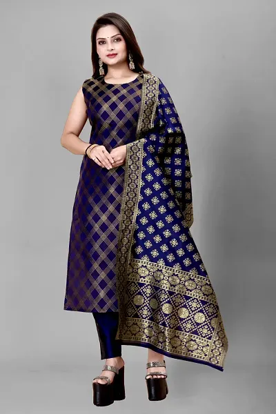 Stylish Jacquard Kurta And Pant With Dupatta Set For Women