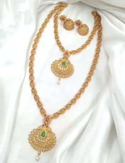 Necklace Set with Earrings and Maangtikka for Women and Girls