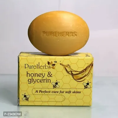 revluk Premium Turmeric   Saffron Handmade Soap protects from sun damagenbsp;nbsp;(Yellow)