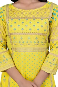 UNISETS Women Straight Gold Printed Peach Kurta-thumb3