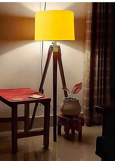 Club Floor Lamp