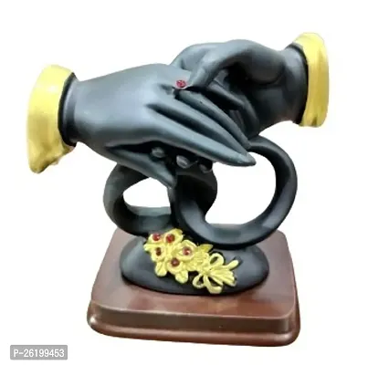 Stylish Polyresine Romantic Love Couple Hand In Hand Statue For Home D Cor 11 5 Medium Size Showpiece