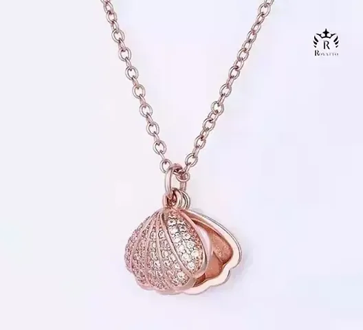 Women Stylish Necklace with Pendent