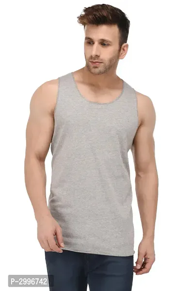 Men's Grey Cotton Blend Solid Slim Fit Activewear Vest