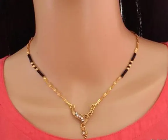 Stylish Women Oxidized Gold Tanmaniya Pendant Black Mani/Beads Short Chain Mangalsutra For Women