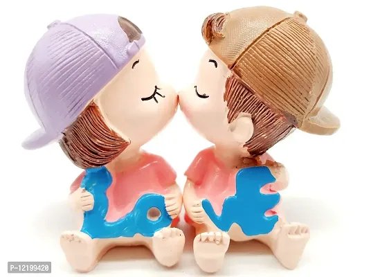 The Click India Showpiece/Figurine/Statue Gift for Valentine Day Birthday Anniversary Party Wedding Ceremony-Porcelain Multicolor (Small Kissing Couple with Cap)-thumb2