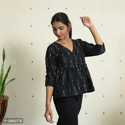 Stylish Black Cotton Printed Top For Women