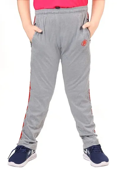 SOLID TRACKPANT FOR BOYS WITH ZIPPER POCKET.