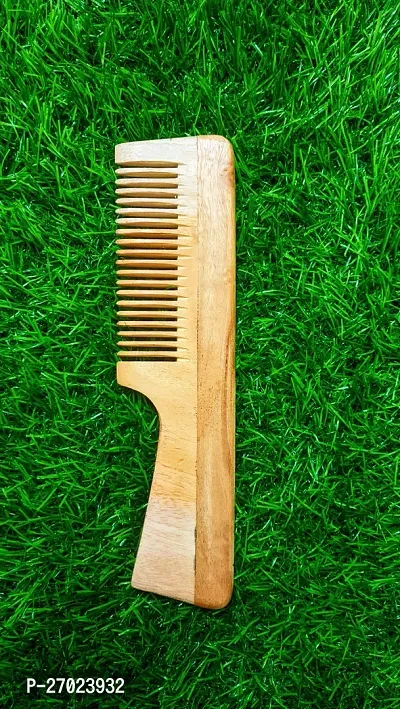 Neem Wooden Comb (pack of 1)