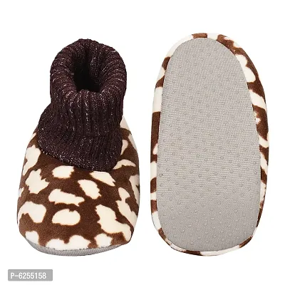 Comfortable Brown Synthetic Printed Booties For Infants-thumb3
