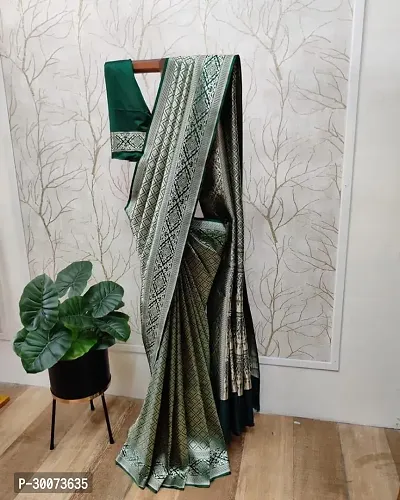 Stylish Green Art Silk Saree With Blouse Piece For Women