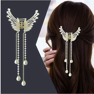 Buy DOLLIT Butterfly Hair Clip for Women, Hair Clips for Girls, Claw Clips,  Metal Hair Clips for Fancy Hair, Hair Clutches for Women, Bridal Hair Clips  (Pack of 1) - Lowest price
