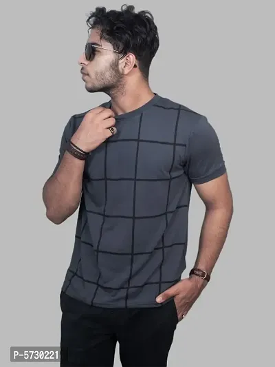 Trendy Cotton Blend Checkered Round Neck T - Shirt for Men