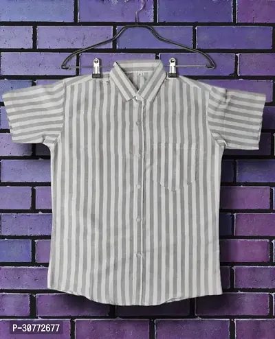 Reliable Grey Cotton Striped Short Sleeves Casual Shirts For Men